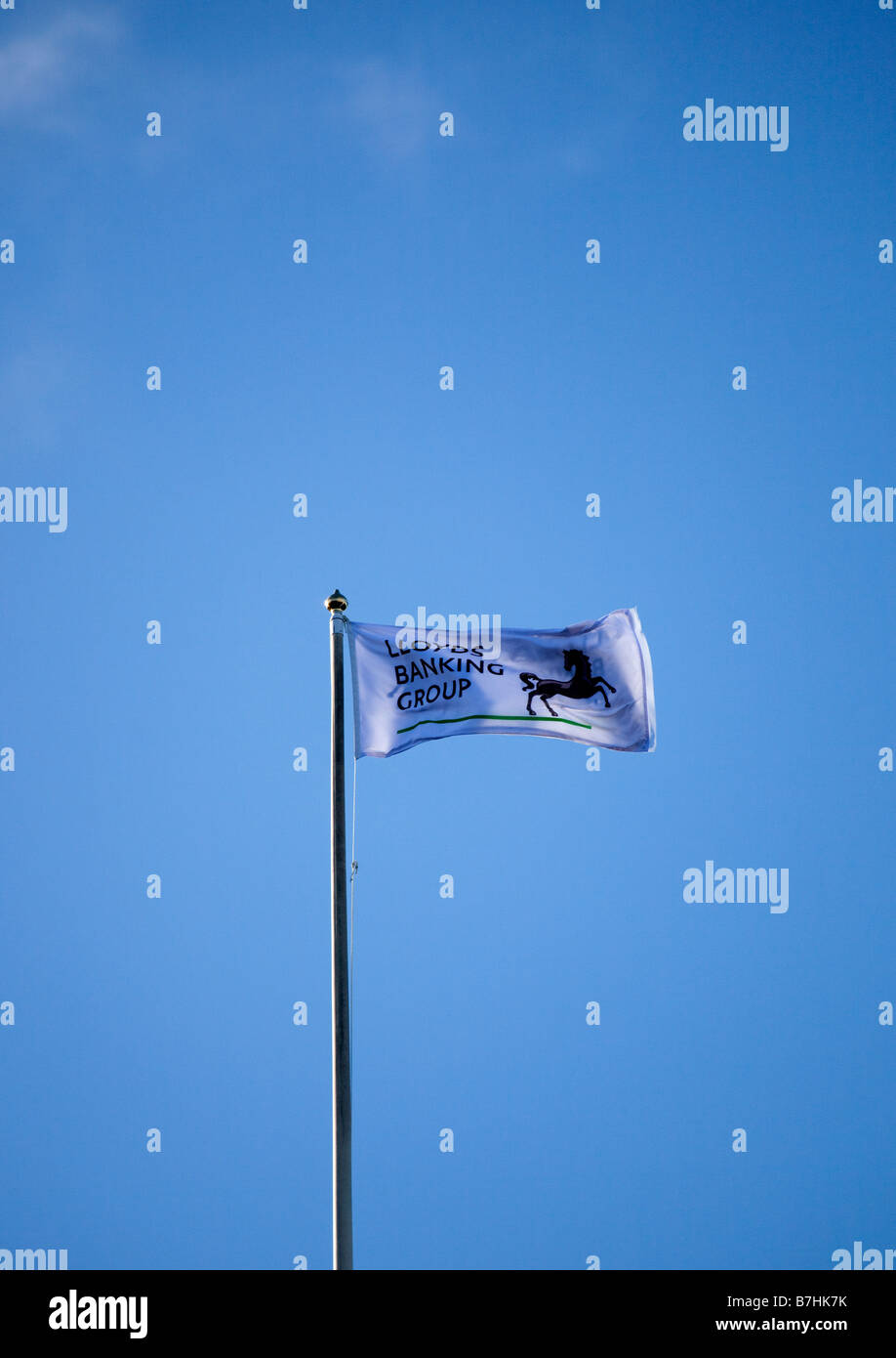 Flag for Lloyds Banking Group above The Mound Edinburgh Headquarters, Edinburgh, Scotland, UK, Europe Stock Photo