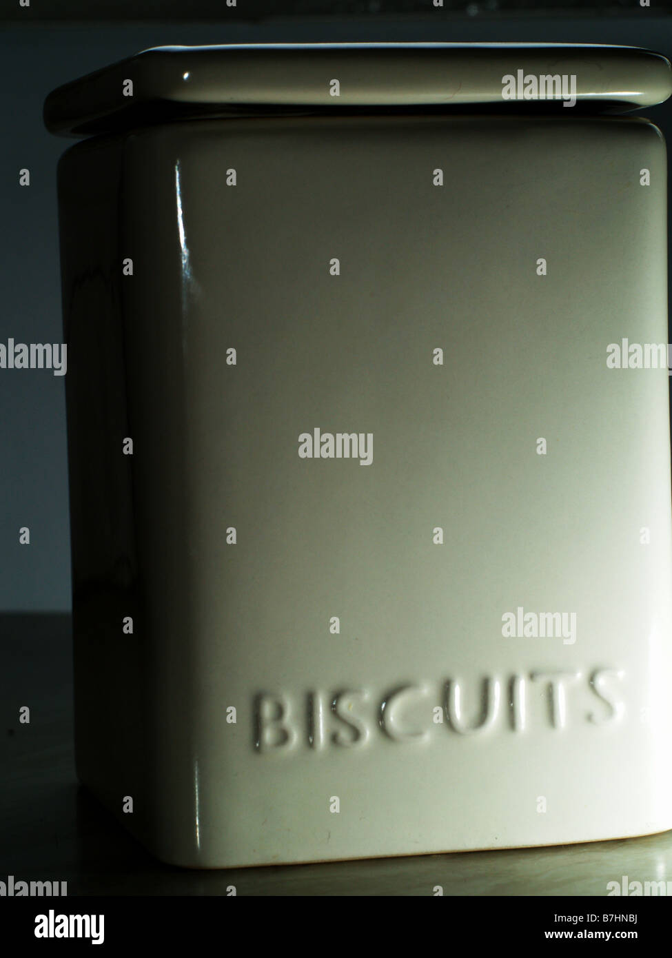 Tin glazed pottery hires stock photography and images Alamy