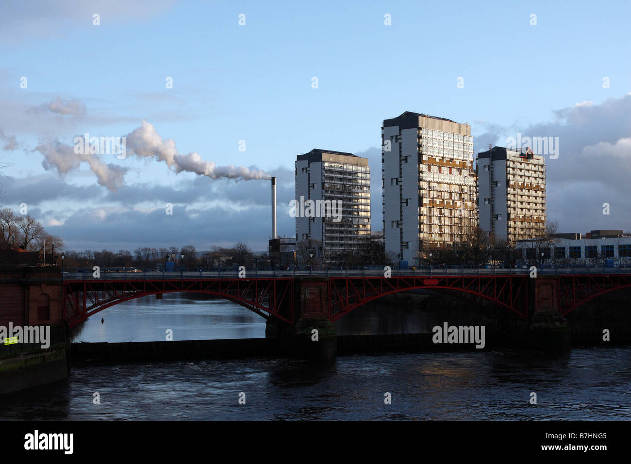 Tower block glasgow hi-res stock photography and images - Alamy