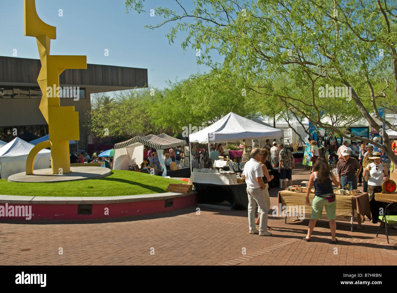 USA Arizona Tucson Tucson Museum Of Art and Historic Block outdoor art show Stock Photo Alamy
