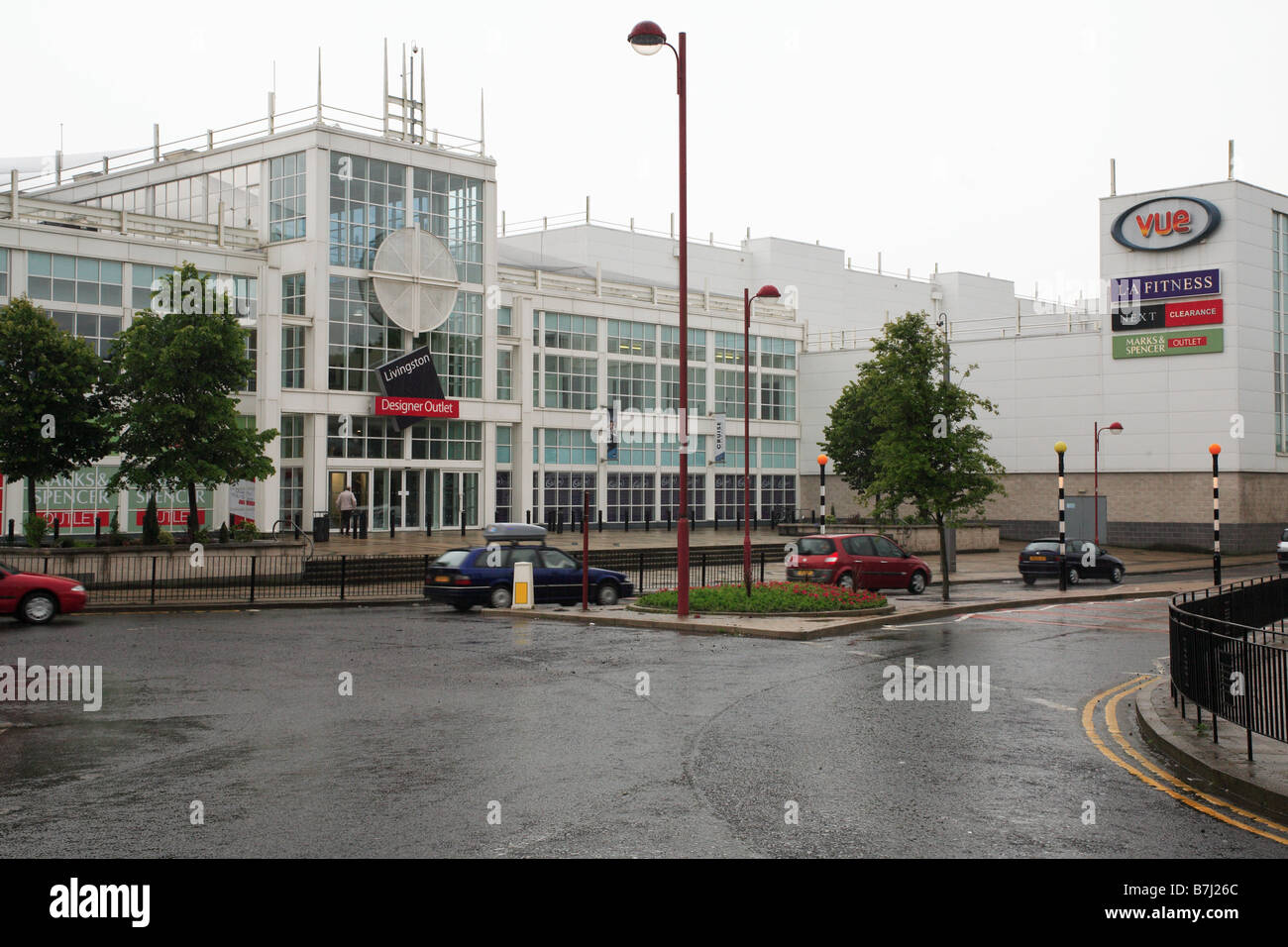 Almondvale Shopping Centre High Resolution Stock Photography And Images Alamy Almondvale Shopping Centre High Resolution Stock Photography And Images Alamy