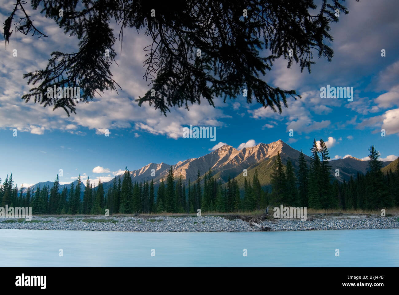Kootenay mountain ranges hi-res stock photography and images - Alamy