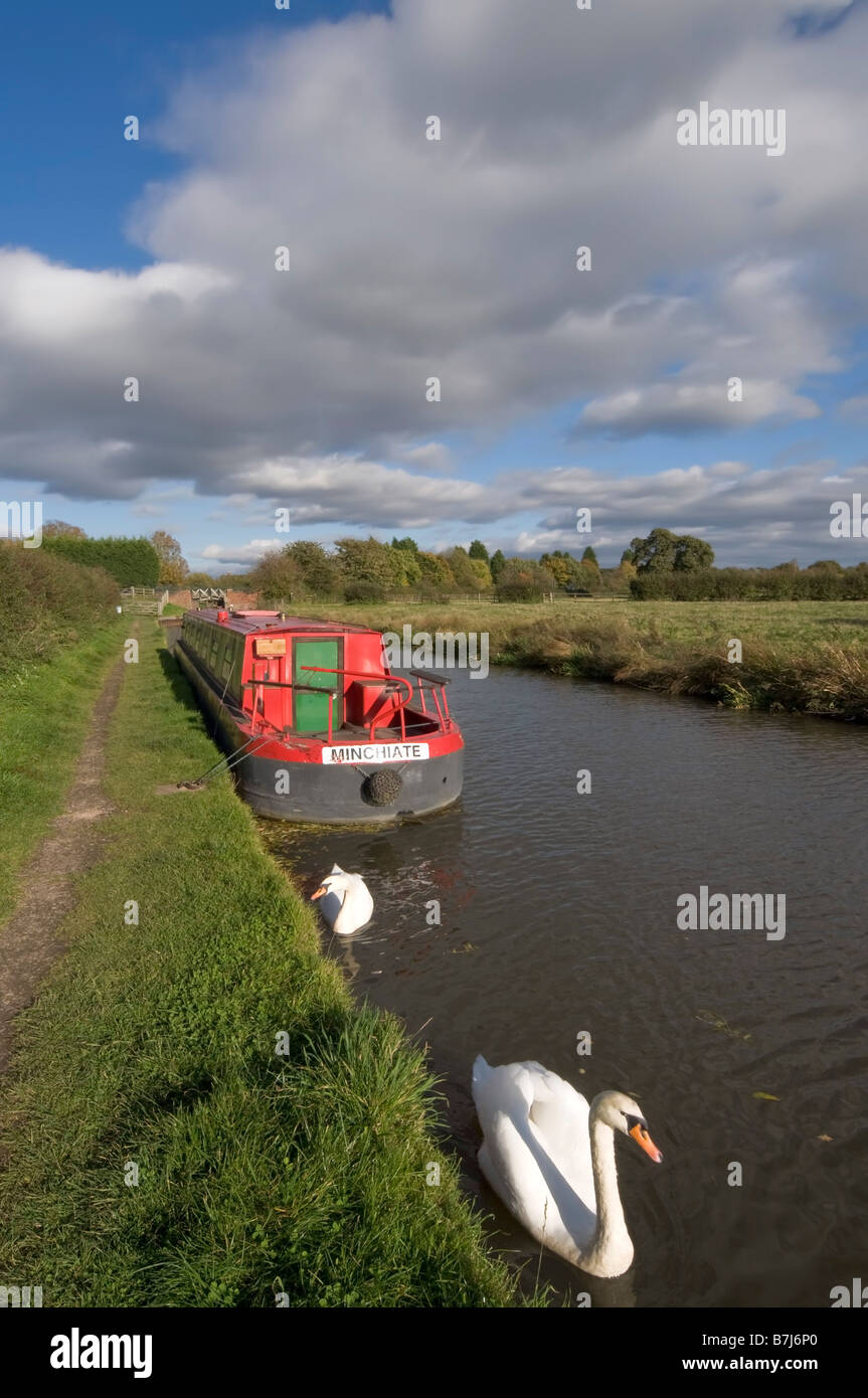 A narrow boat on the Stratford upon avon canal Preston Bagot flight of locks Warwickshire Midlands England UK Stock Photo