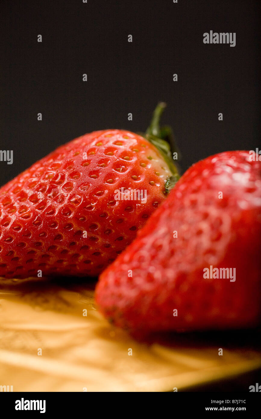 Detailed strawberries hi-res stock photography and images - Alamy
