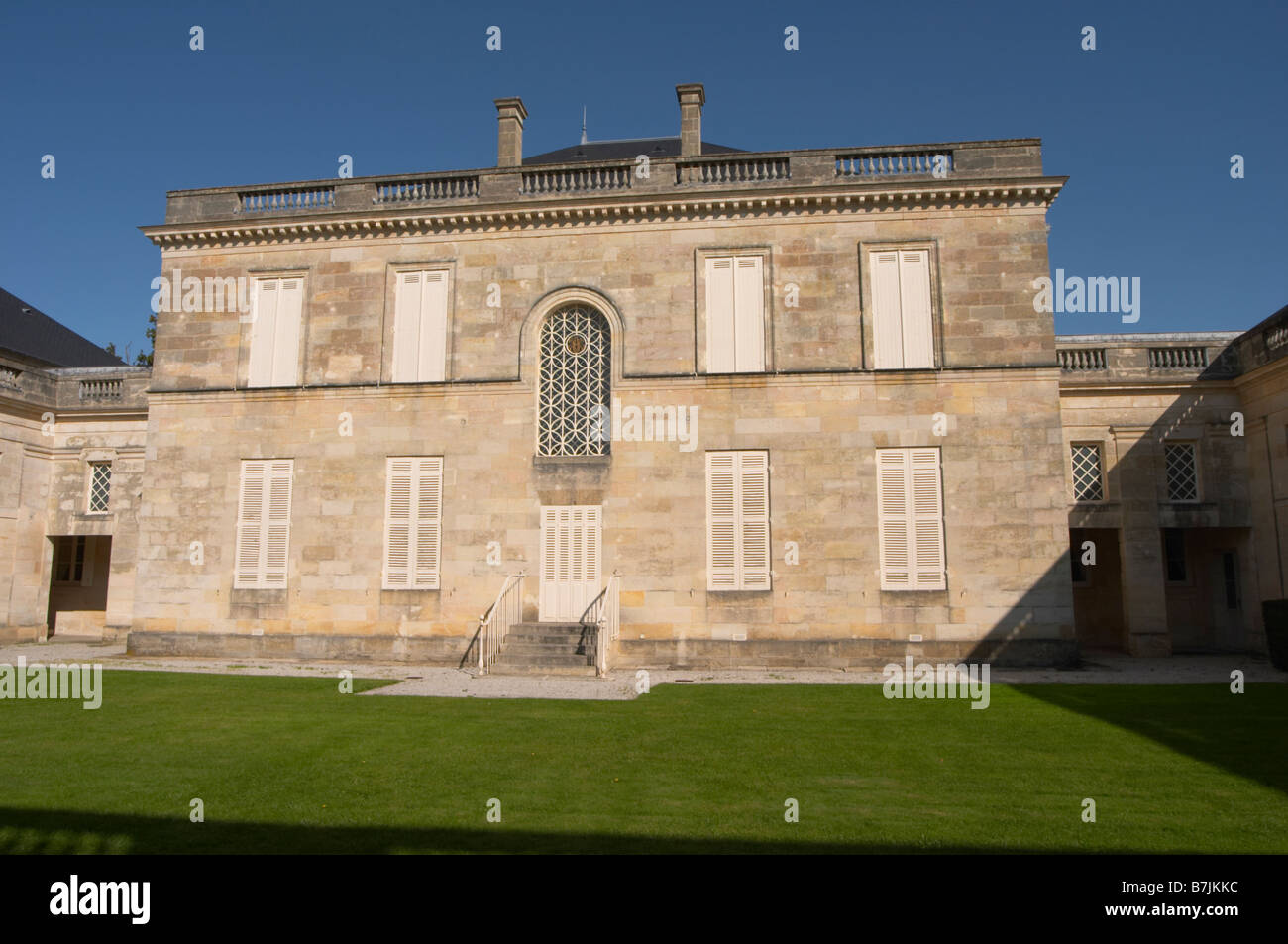 the private inner court yard chateau phelan segur st estephe medoc bordeaux france Stock Photo
