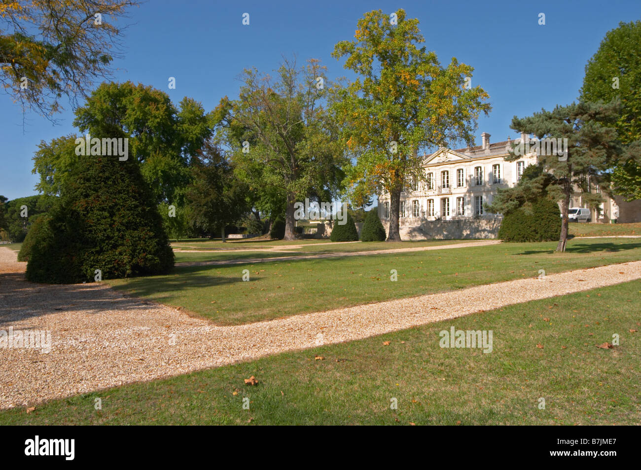 chateau la dauphine fronsac bordeaux france Stock Photo Alamy