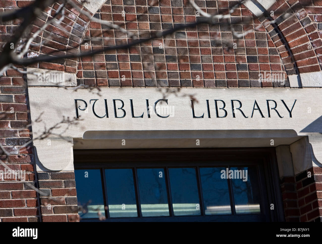 Public library sign hi-res stock photography and images - Alamy