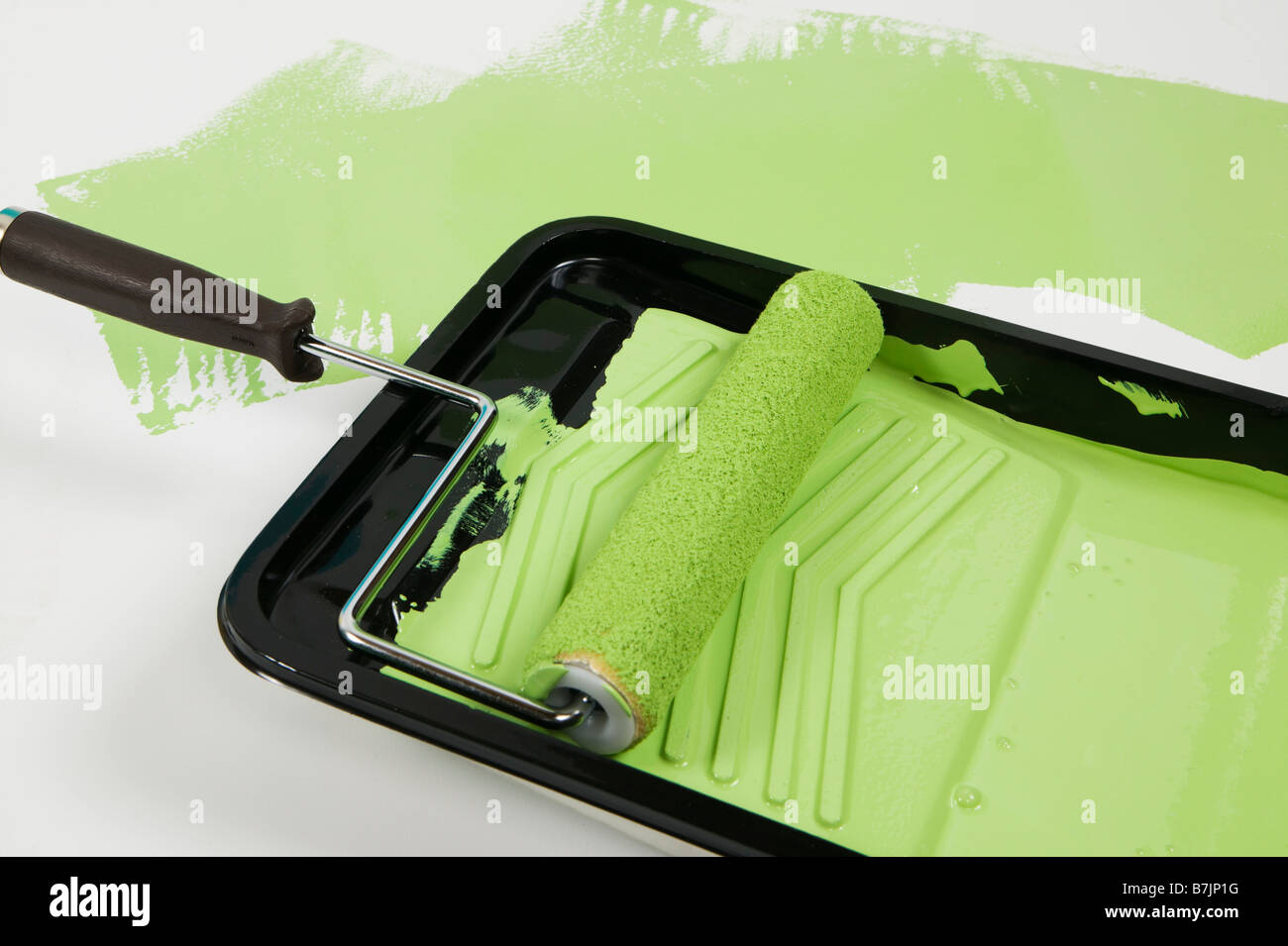 Paint tray roller hires stock photography and images Alamy
