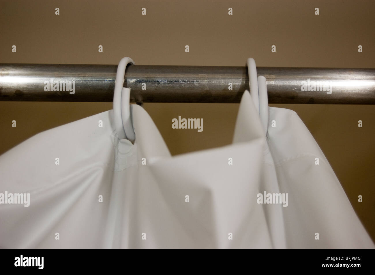 shower curtain rail and curtain