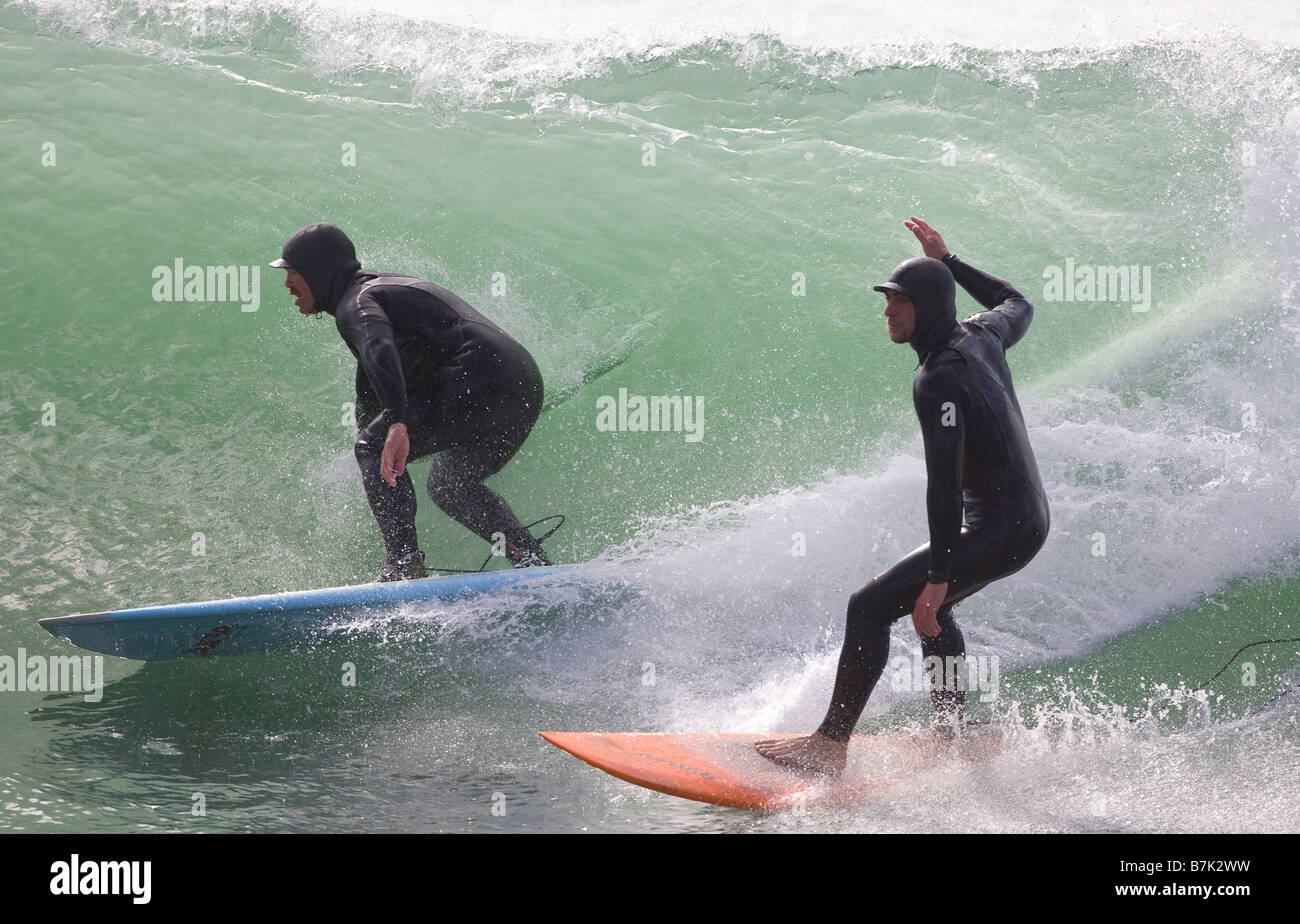 Two surfers hi-res stock photography and images - Alamy