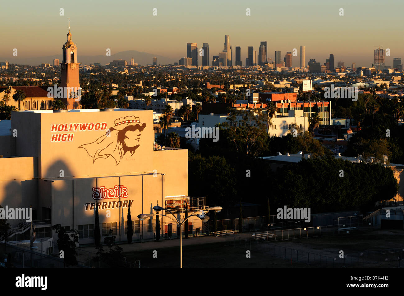 Hollywood high school hi-res stock photography and images - Alamy