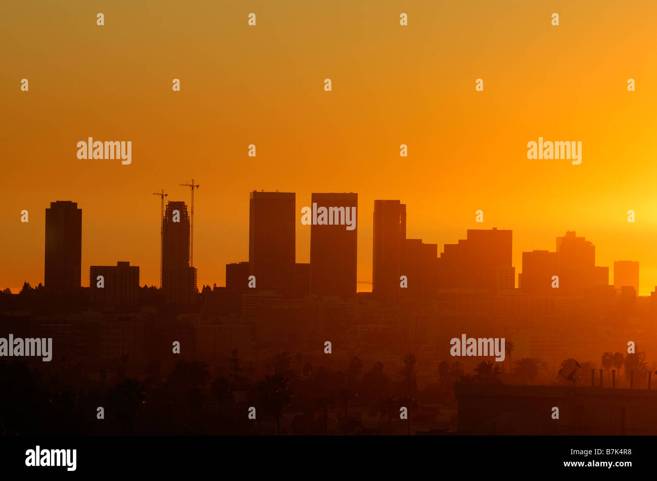 Los Angeles Skyline Sunset High Resolution Stock Photography And Images Alamy