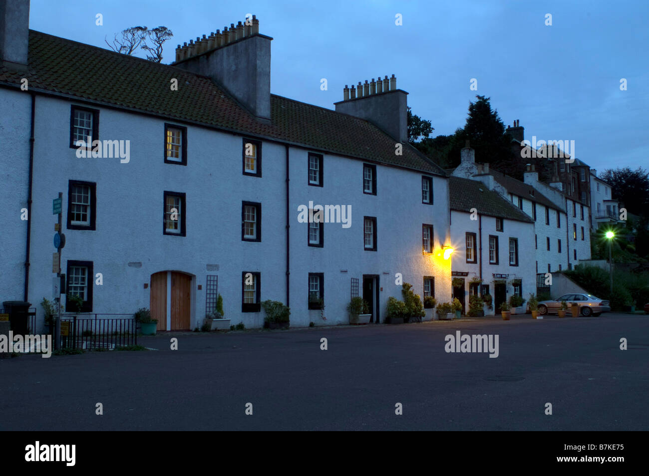 Cramond Village, Edinburgh at dusk Stock Photo Alamy