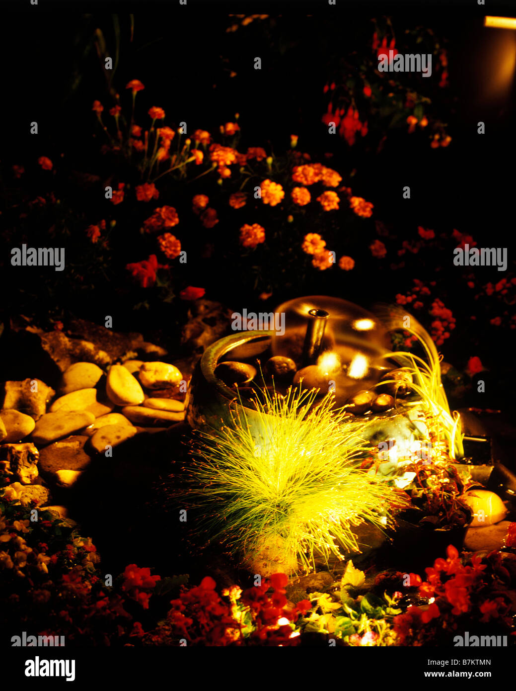 POND LIGHTS LIGHT UP BELL FOUNTAIN AT NIGHT Stock Photo Alamy