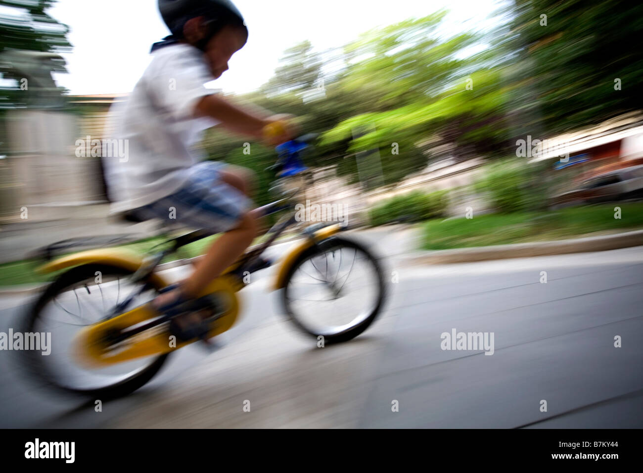 bicycle helmet for 6 year old boy