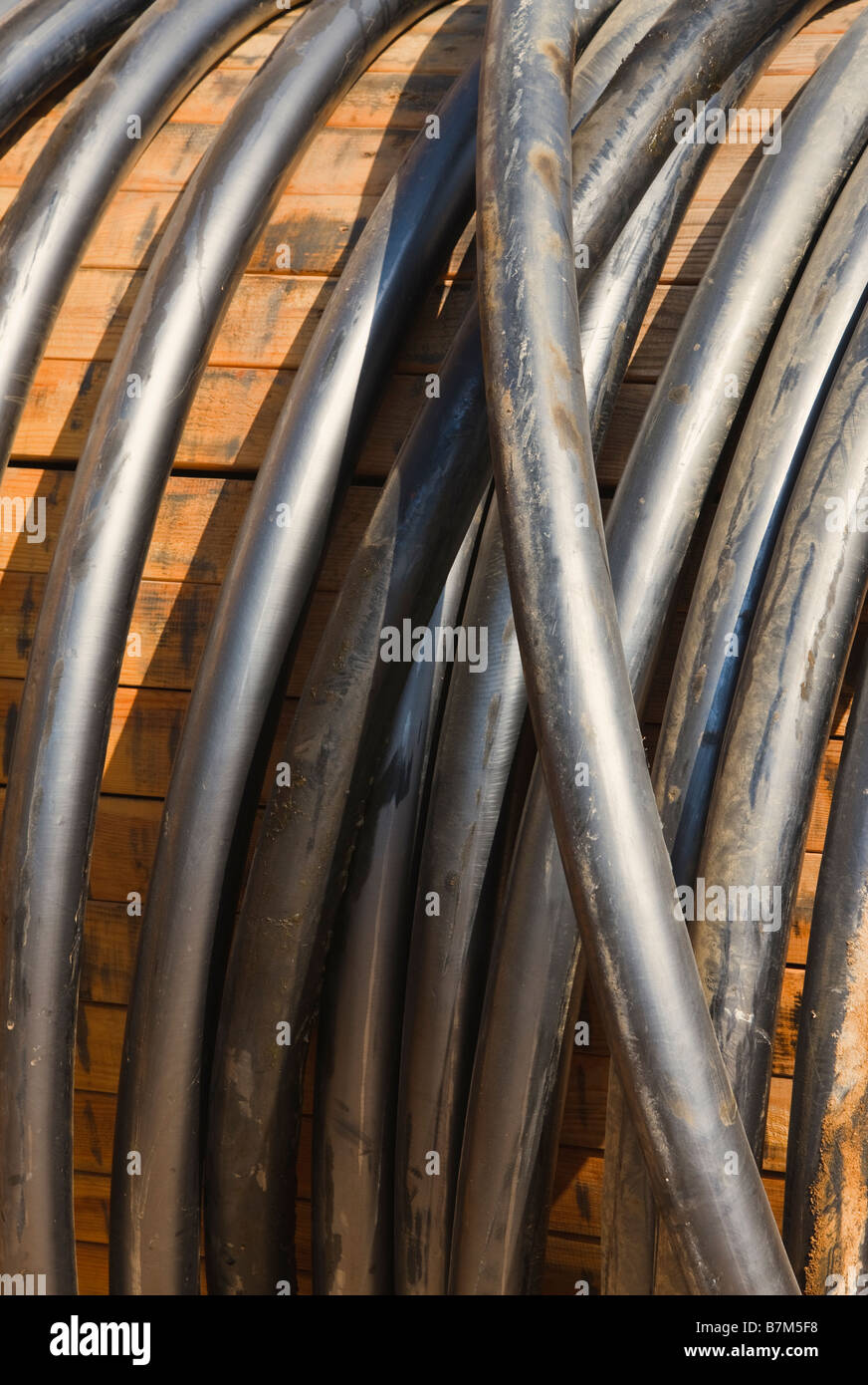 Tension cable hi-res stock photography and images - Alamy