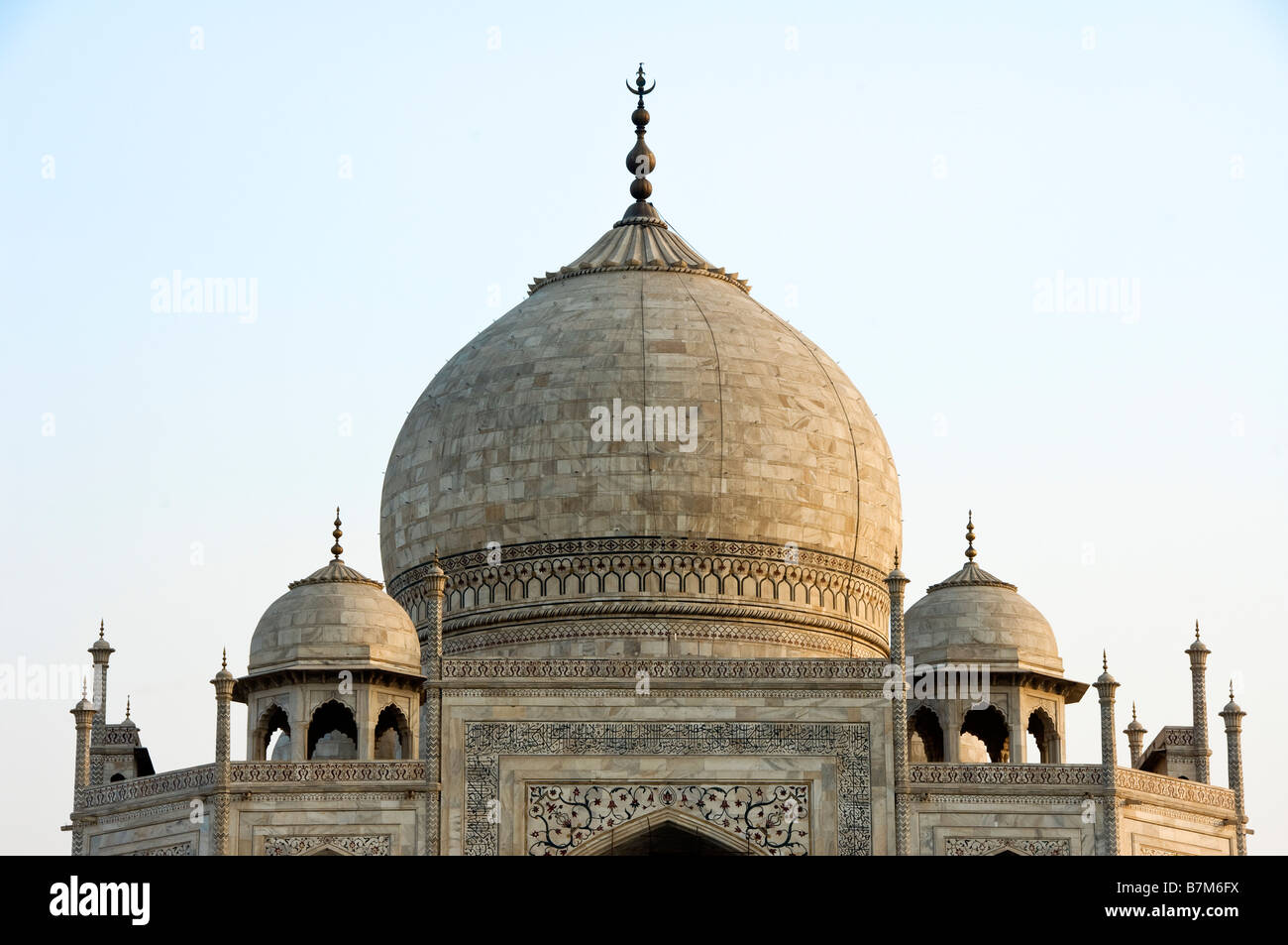 taj-mahal-roof-hi-res-stock-photography-and-images-alamy