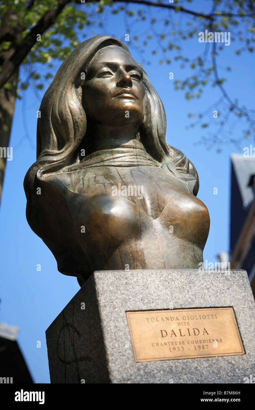 DALIDA BUST IN MONTMARTRE Stock Photo