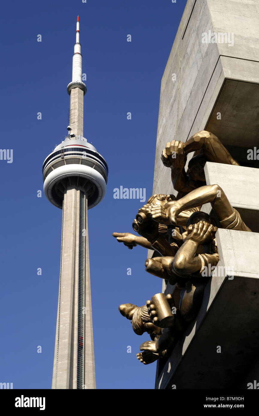 CN Tower & The Audience Sculpture, Rogers Centre, Toronto, Ontario
