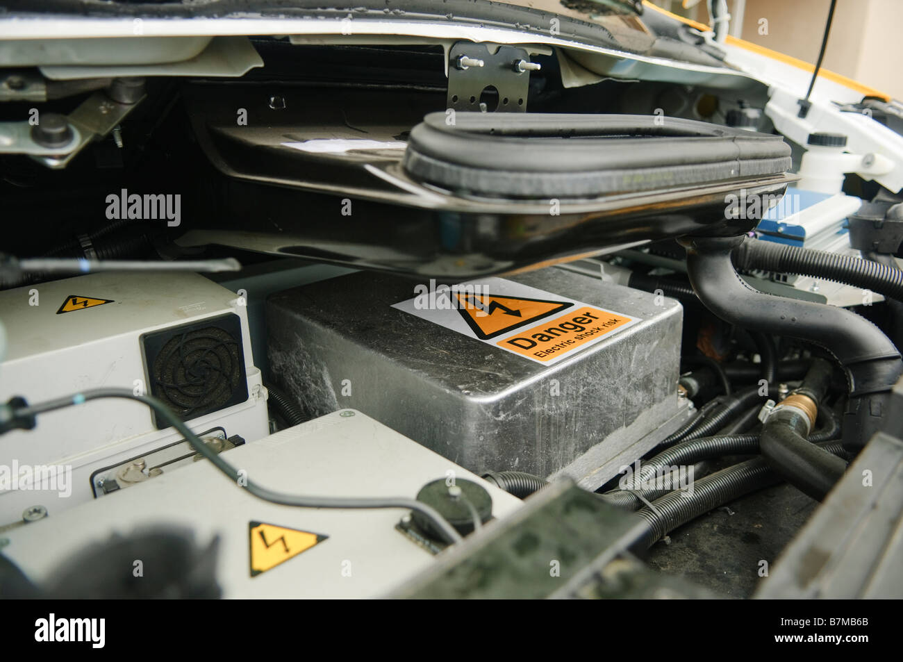 Electric engine motor hires stock photography and images Alamy