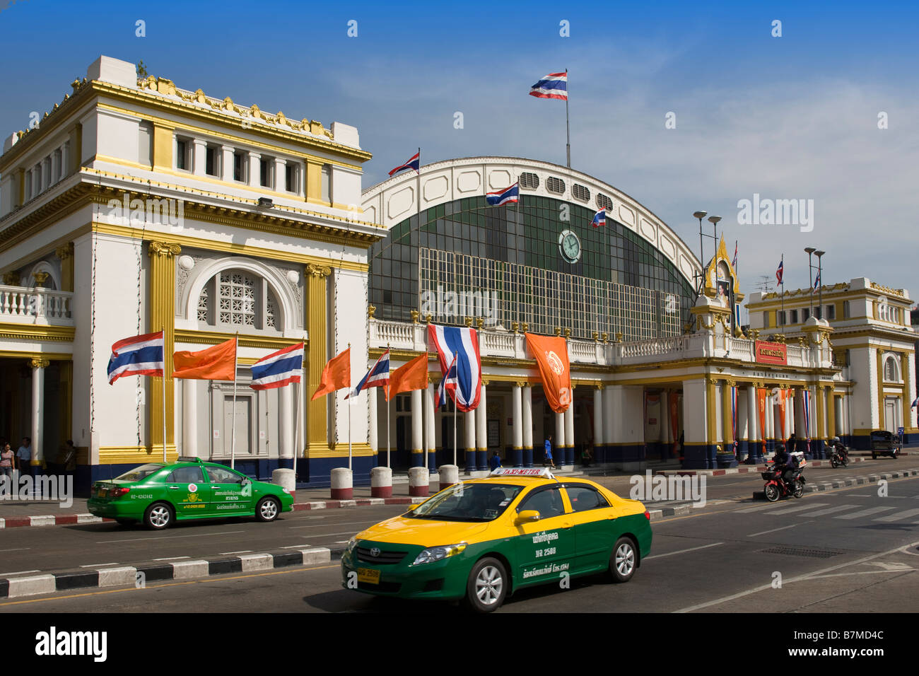 Hua Lamphong Train Station Bangkok Thailand Stock Photo Alamy