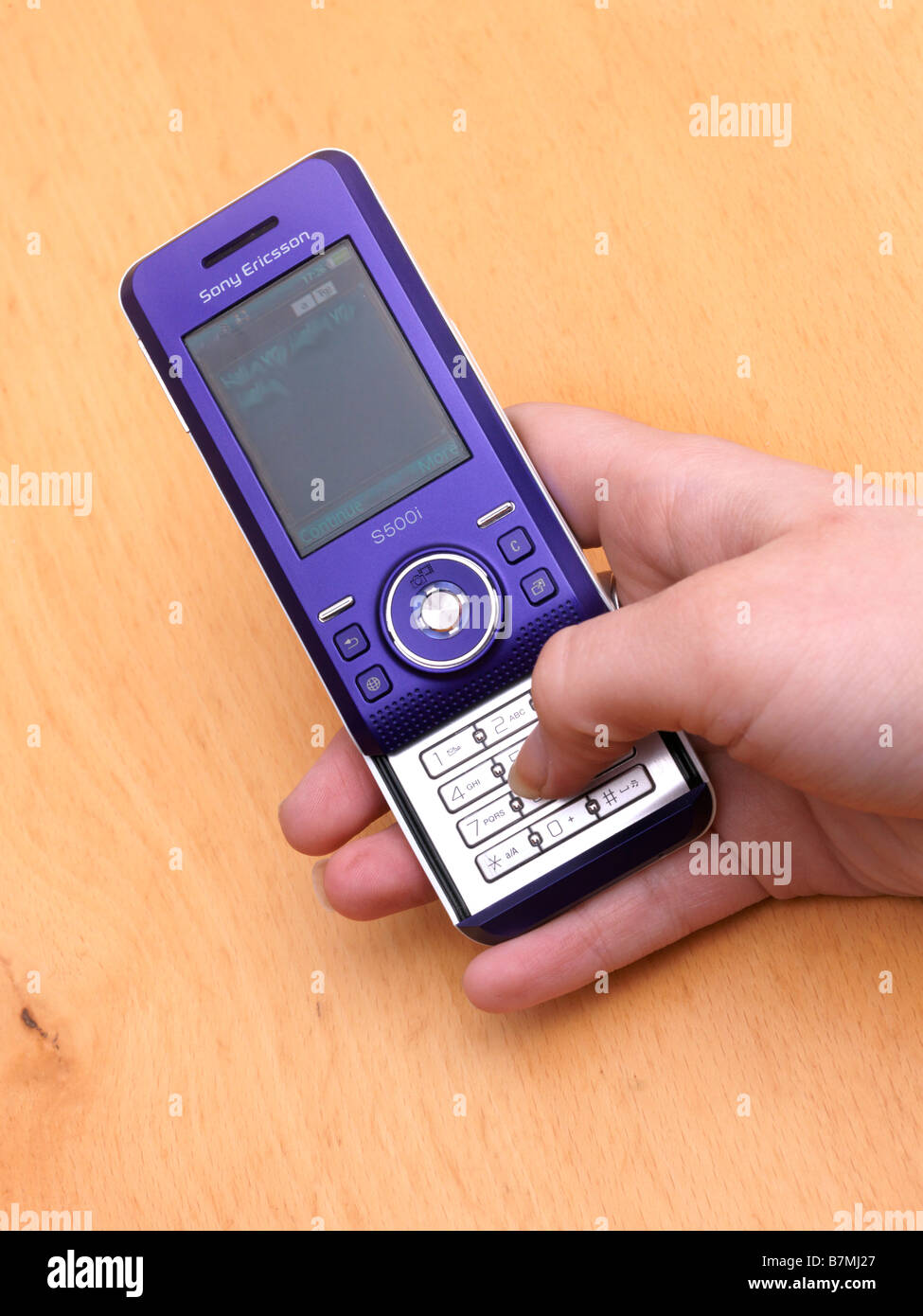 sony ericsson w880 mobile phone with messaging menu Stock Photo - Alamy