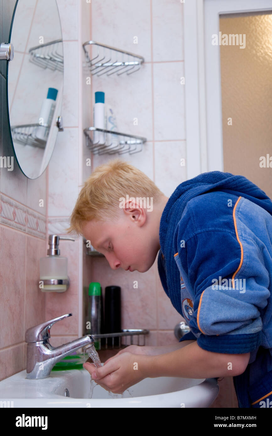 Bathroom youth male teen hi-res stock photography and images - Alamy