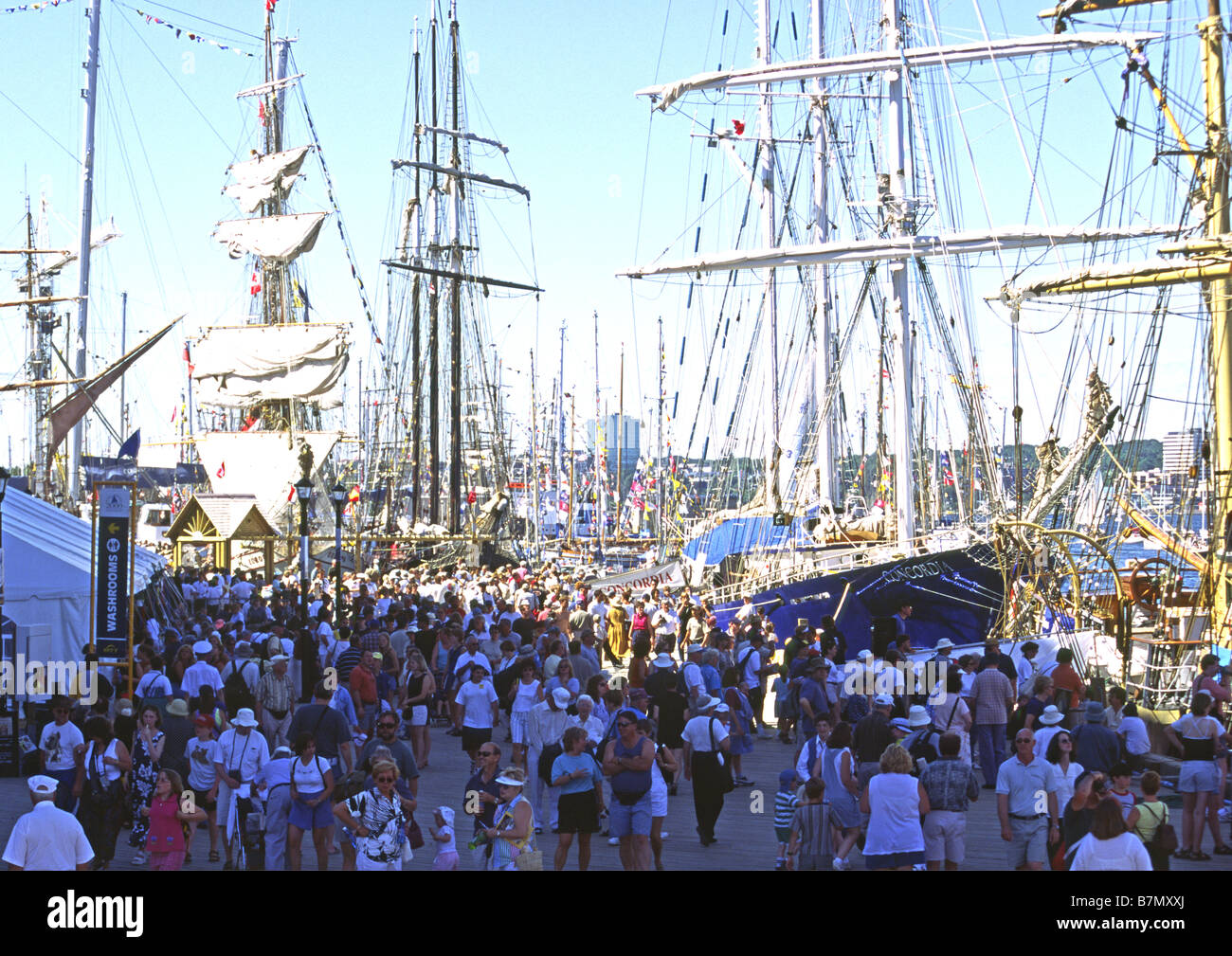 Tall ships 2000 at halifax nova scotia canada Stock Photo Alamy