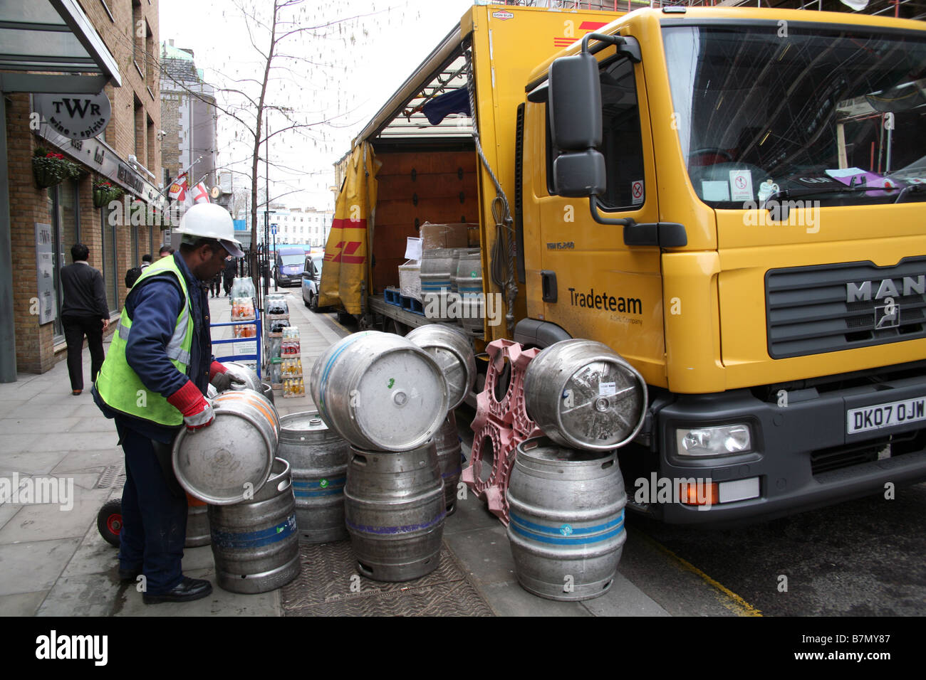 Beer and other drinks being delivered to London bar Stock Photo Alamy