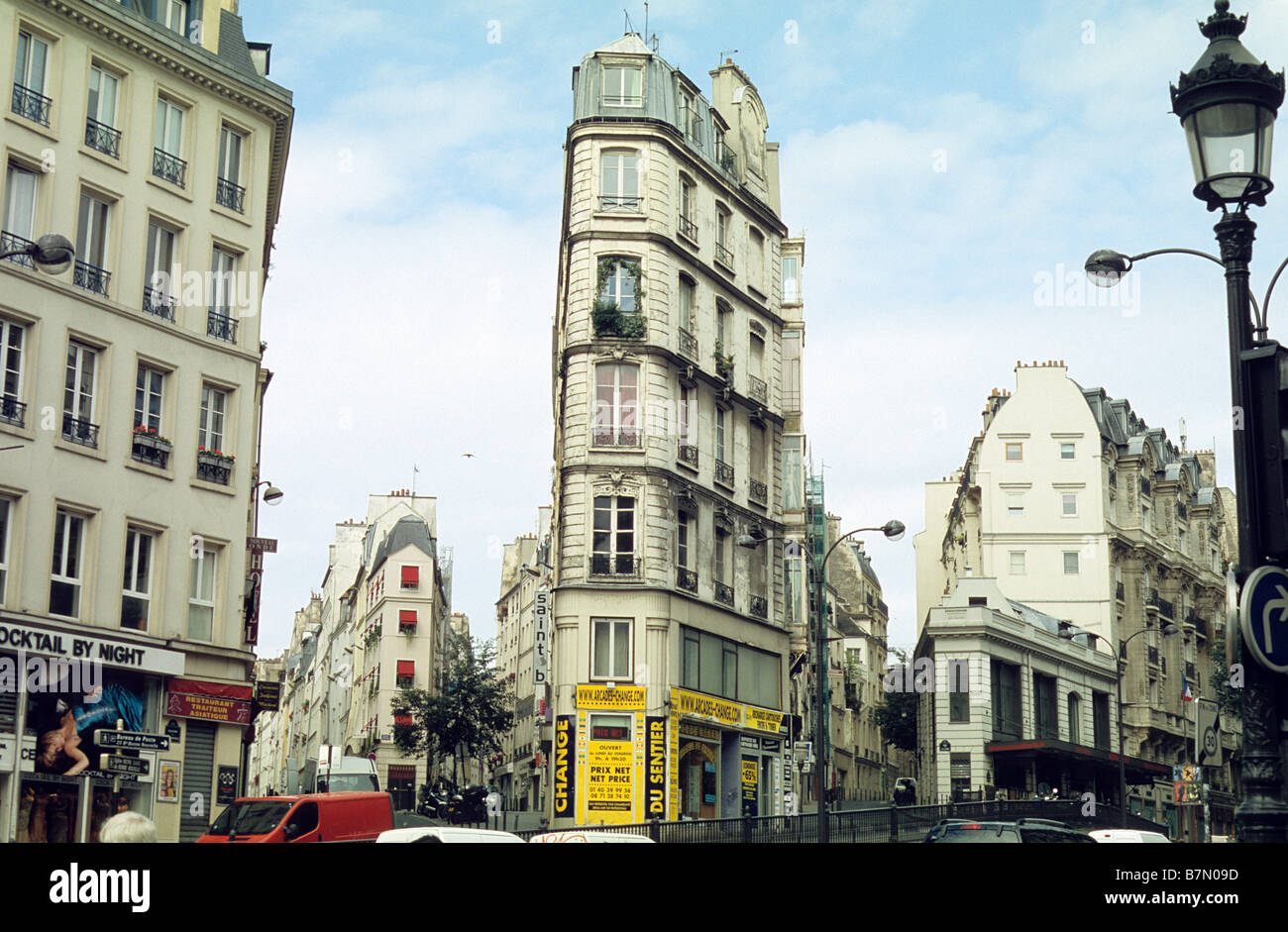 Boulevard de bonne nouvelle paris hires stock photography and images