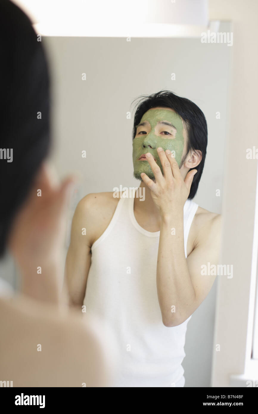 Man wearing mask hi-res stock photography and images - Alamy
