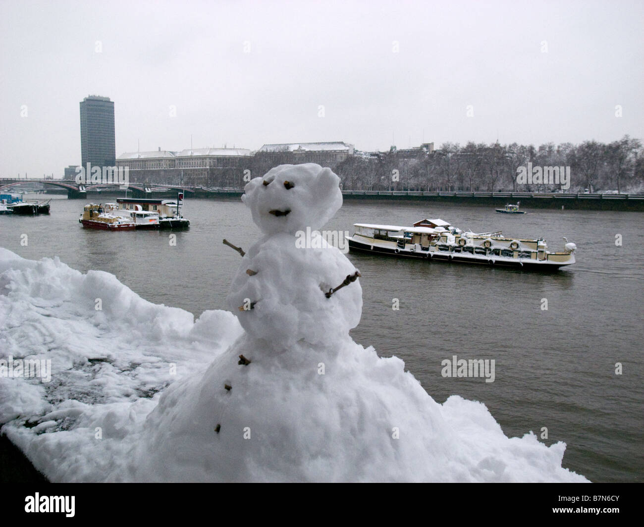 Snow in February in London Stock Photo Alamy