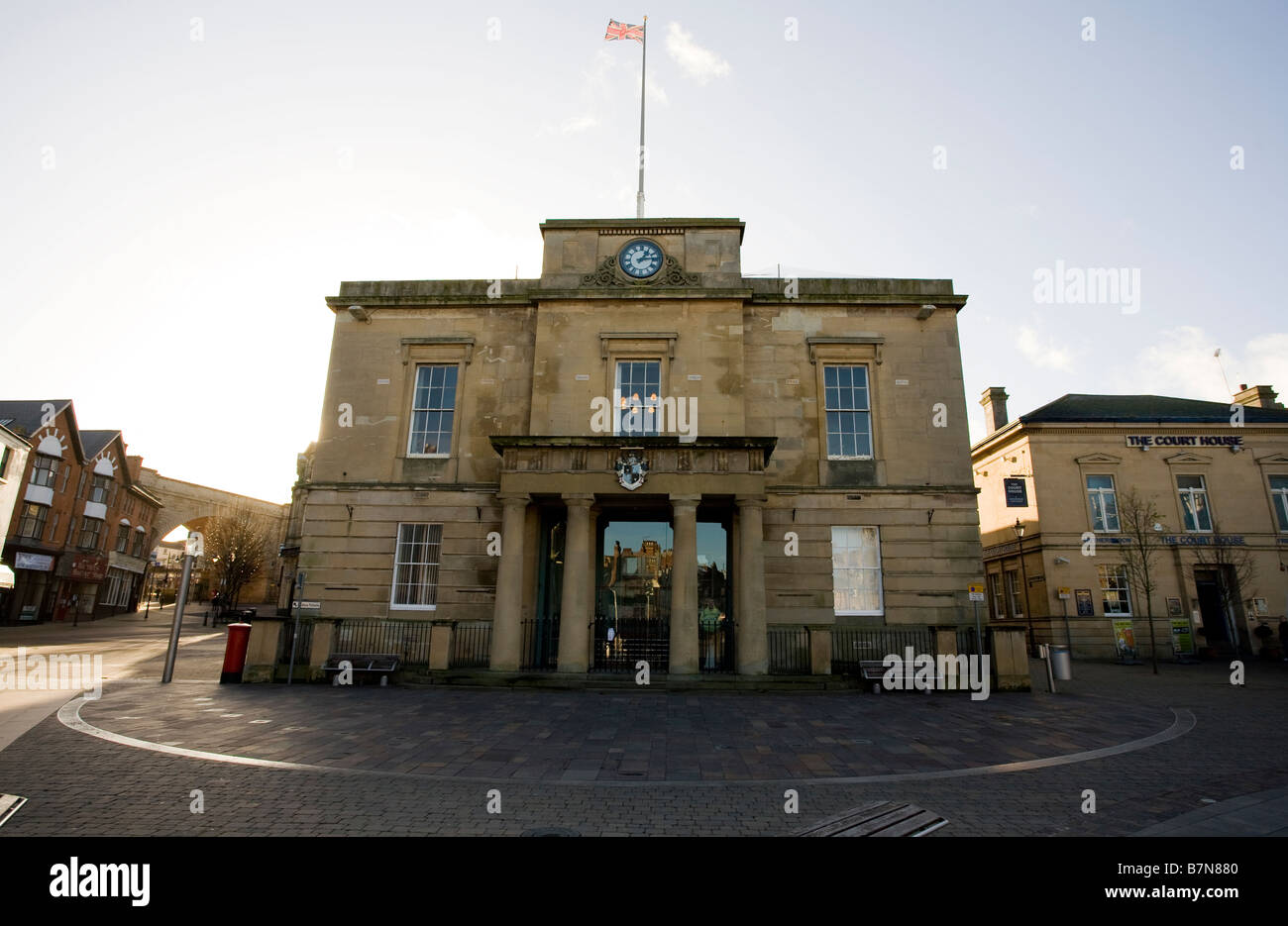Mansfield Town Hall, the centrepiece of the Market Square Stock Photo