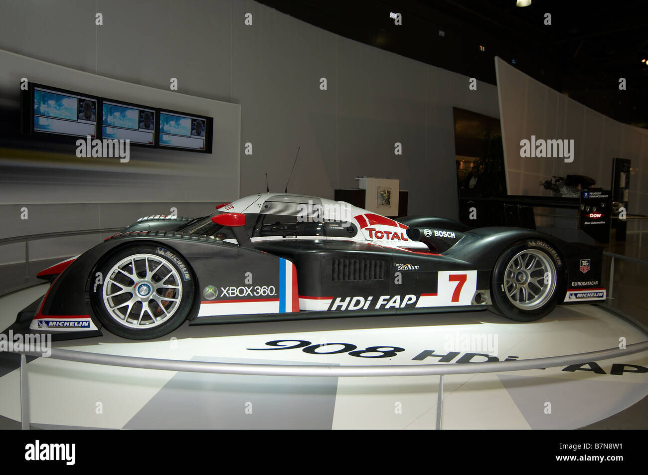 Peugeot 908 hdi fap hi-res stock photography and images - Alamy