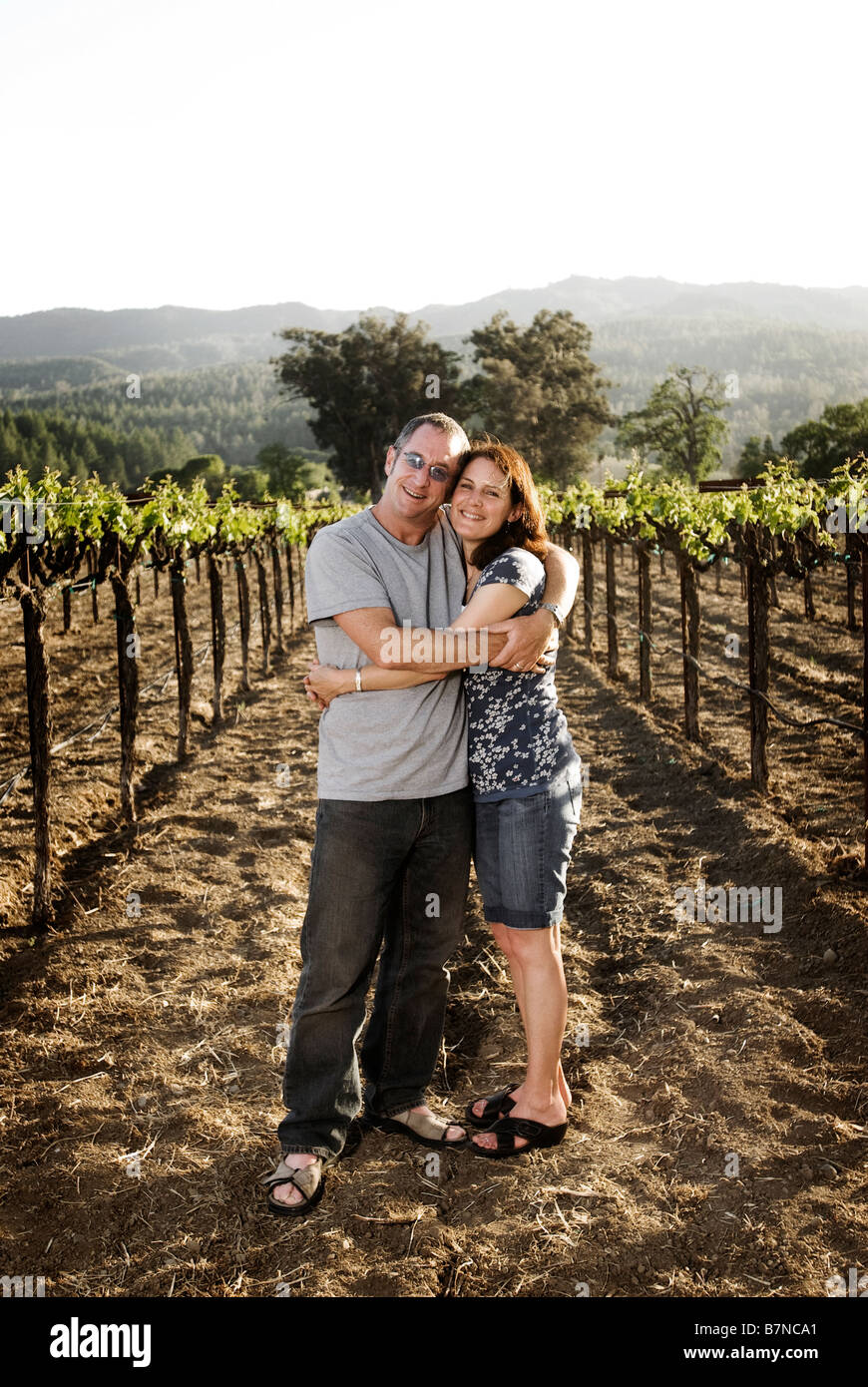 Love couple hugging in nature hi-res stock photography and images - Alamy