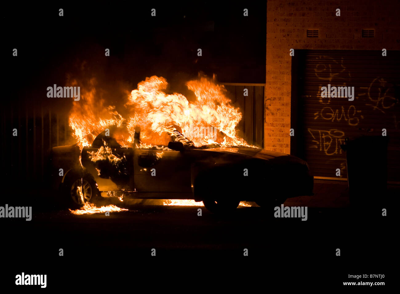 The dumped car was torched by the thieves Stock Photo