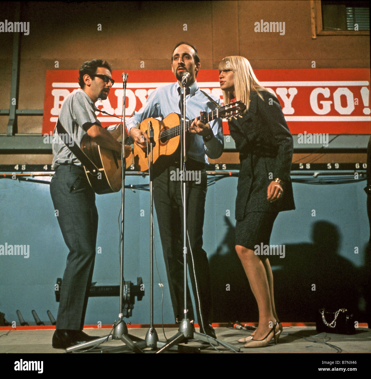 Peter paul and mary trio hi-res stock photography and images Peter paul and mary trio hi-res stock photography and images