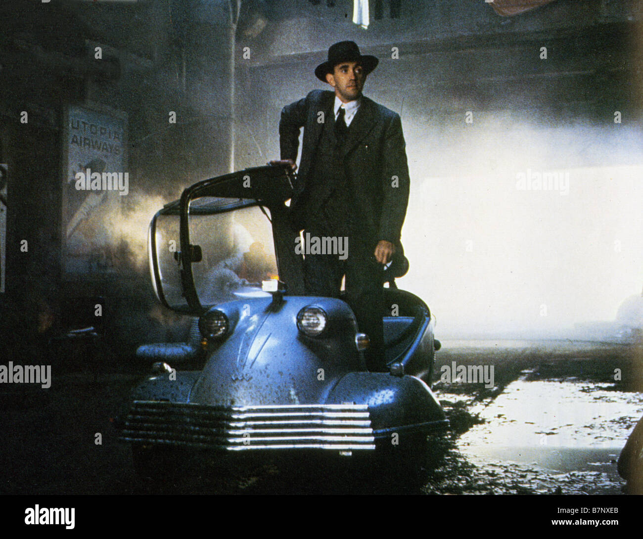 BRAZIL 1985 Embassy film with Robert de Niro Stock Photo Alamy