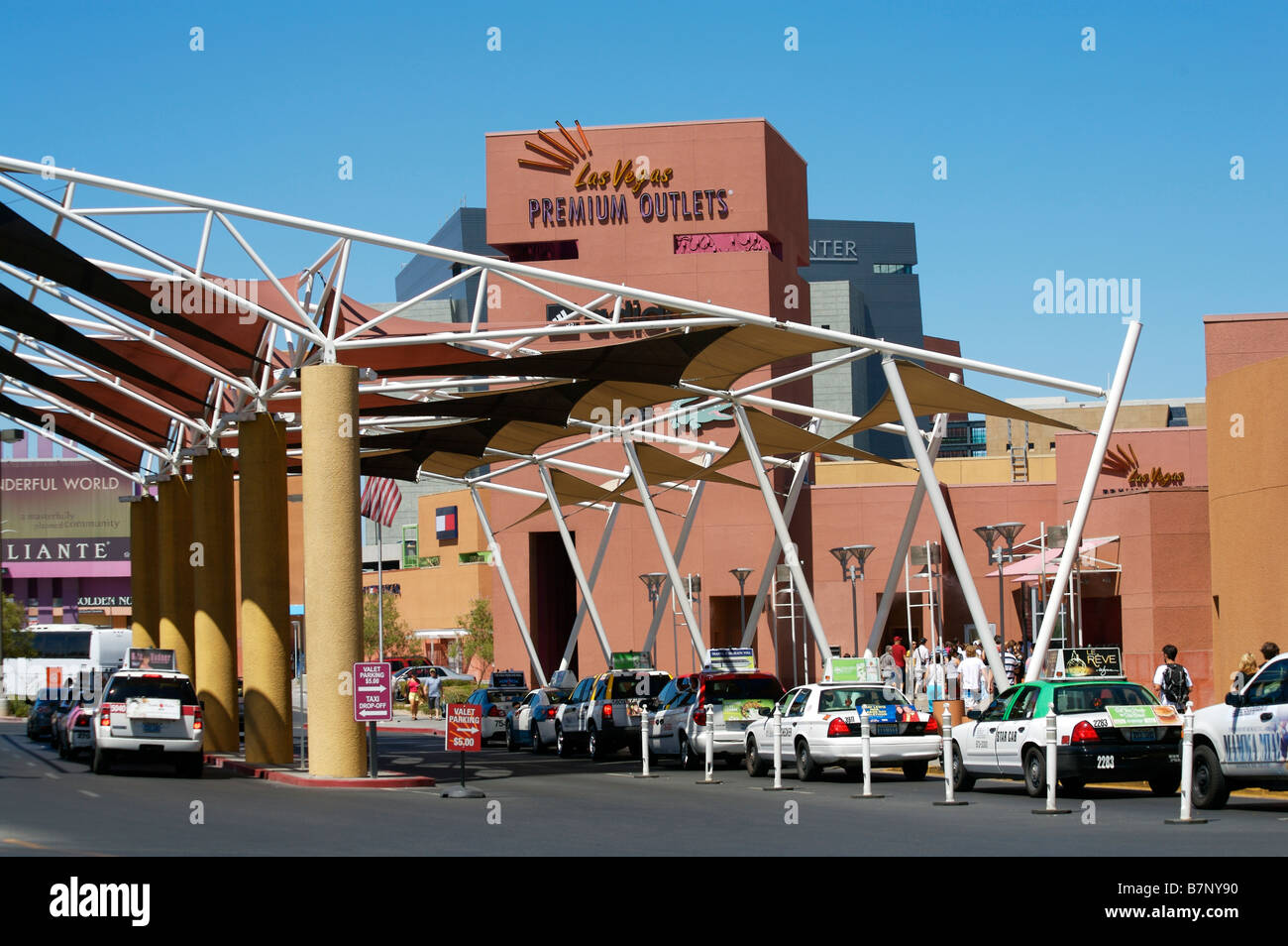 Premium outlets las vegas hi-res stock photography and images - Alamy