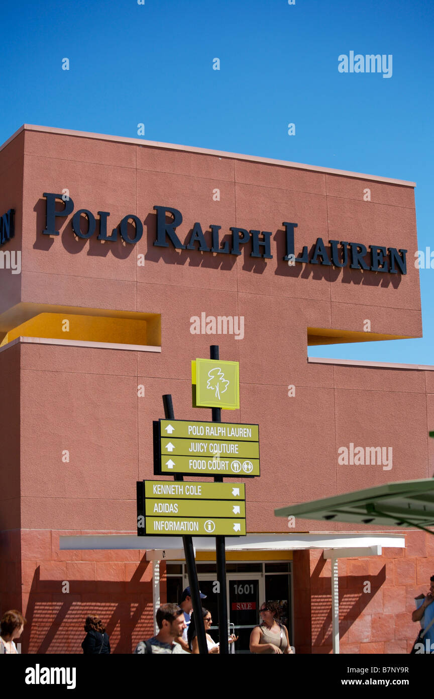 Las Vegas Outlet Mall Stock Photo - Alamy