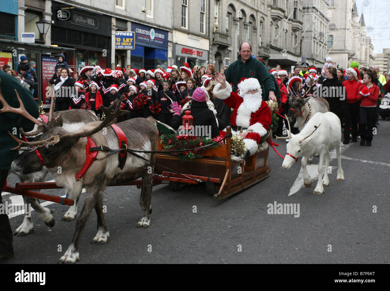 Aberdeen Christmas Parade 2022 Santa Claus And His Reindeer Parade Along Union Street In Aberdeen,  Scotland, Uk Before Christmas Stock Photo - Alamy