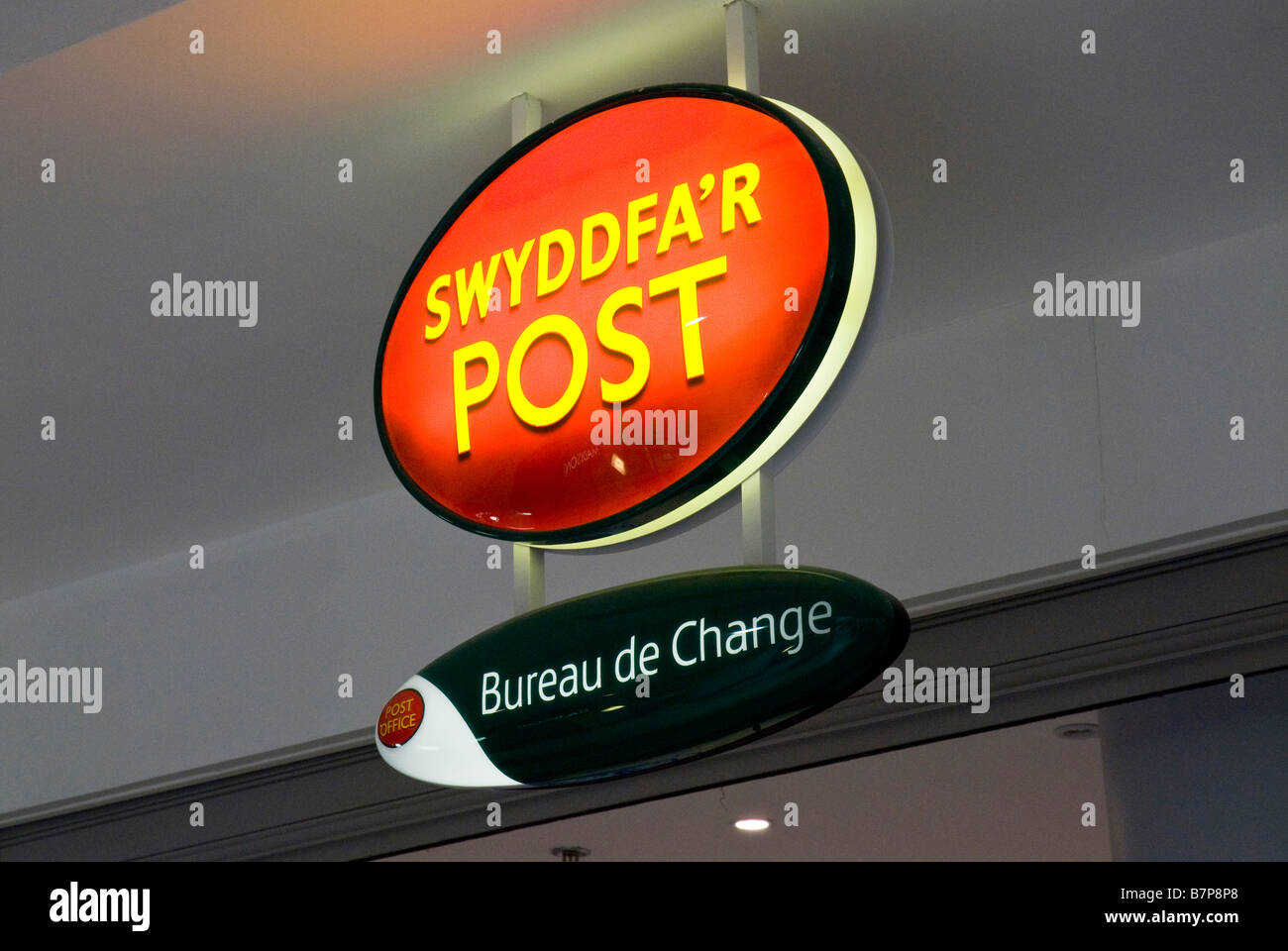 Welsh Language Post Office Sign Stock Photo Alamy