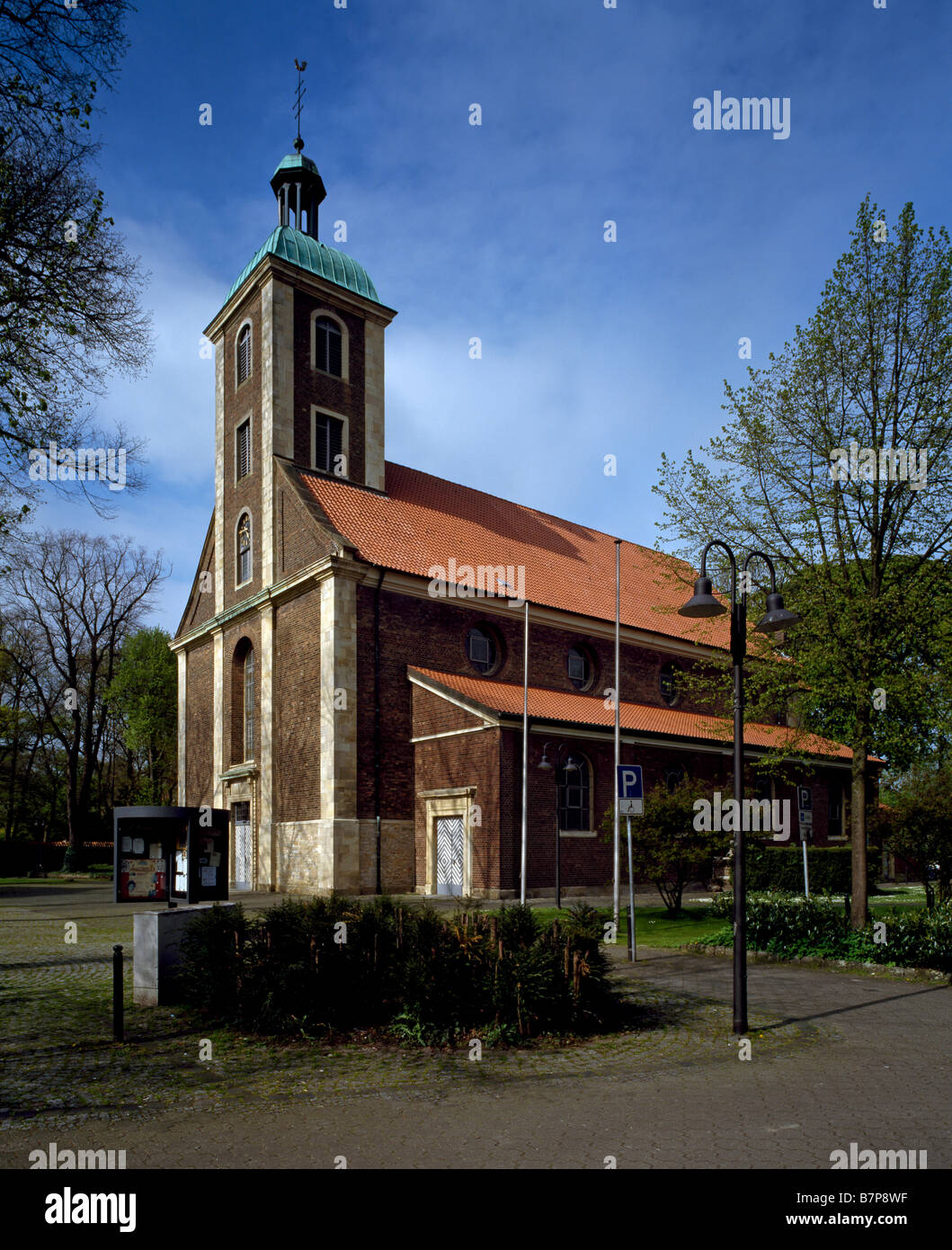 Drensteinfurt, Pfarrkirche St. Regina, Blick von Südwesten Stock Photo