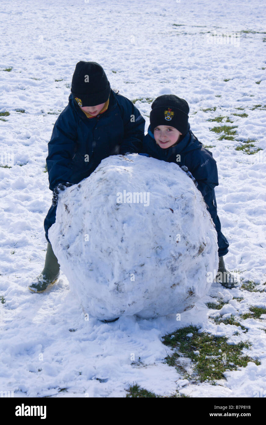 Rolling giant snowball hires stock photography and images Alamy