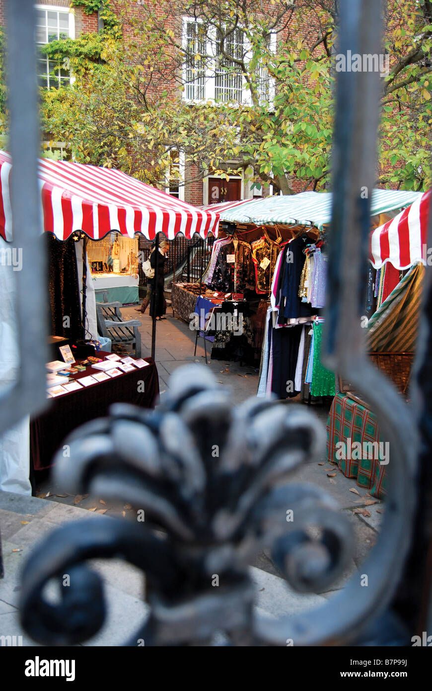 Antiques in Piccadilly Market Stock Photo Alamy