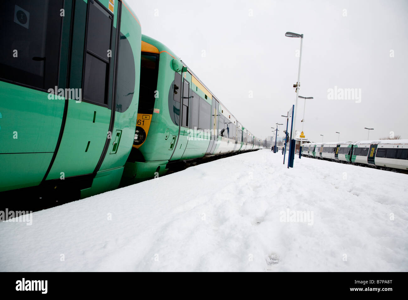 Snow And Train At Clapham Junction Station Feb 2009 Stock Photo