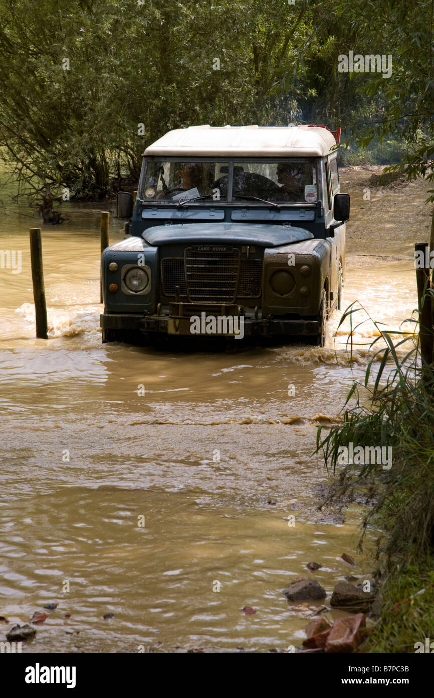 Series 3 landrover hi-res stock photography and images - Alamy