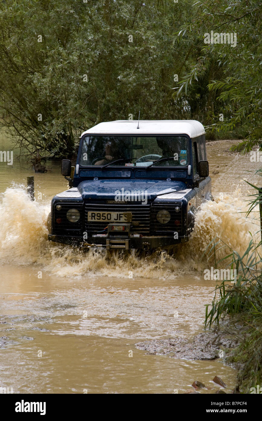 Land and water defender hi-res stock photography and images - Alamy