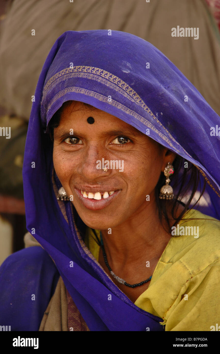 Indian Woman from Hampi Stock Photo - Alamy