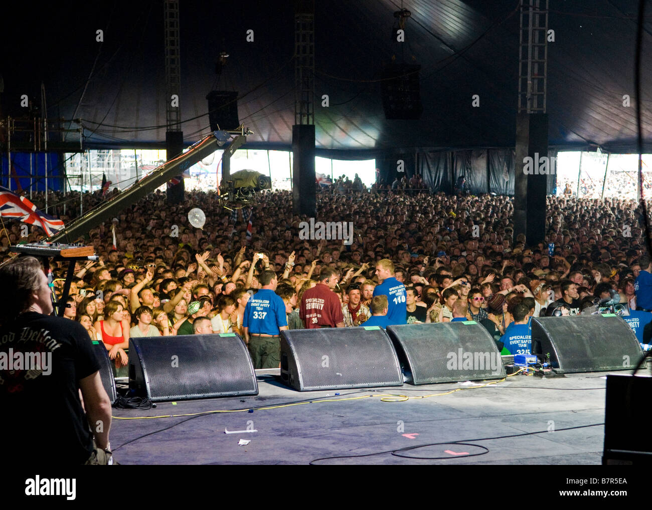 The crowd at the Radio1 NME stage at the Reading Festival 2008 Stock Photo